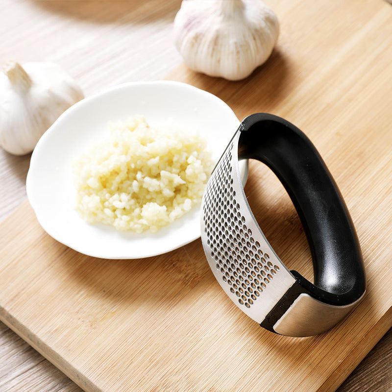 Stainless Steel Kitchen Garlic Press – Manual Masher for Home Cooking